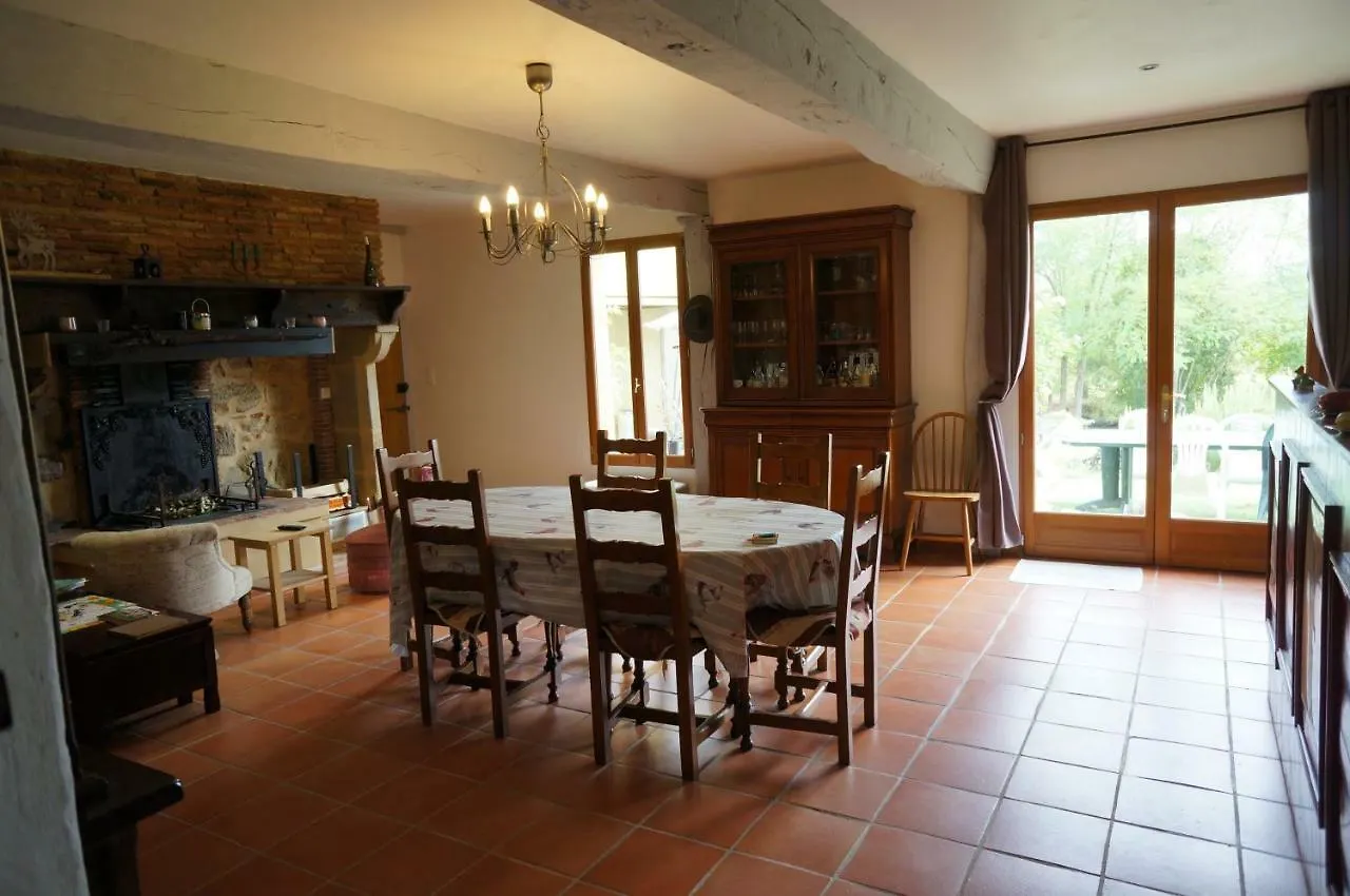 Arie Chez Mimosa Villa Demu 0*,  France